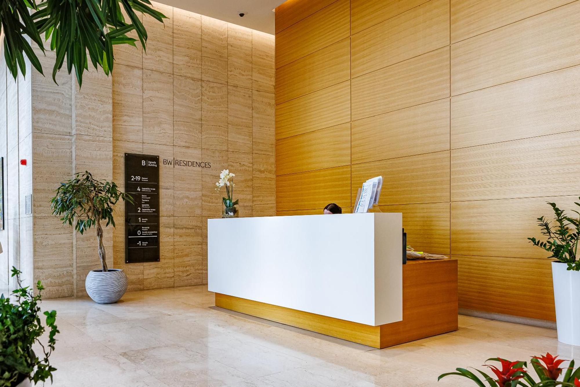 Hills Apartment *